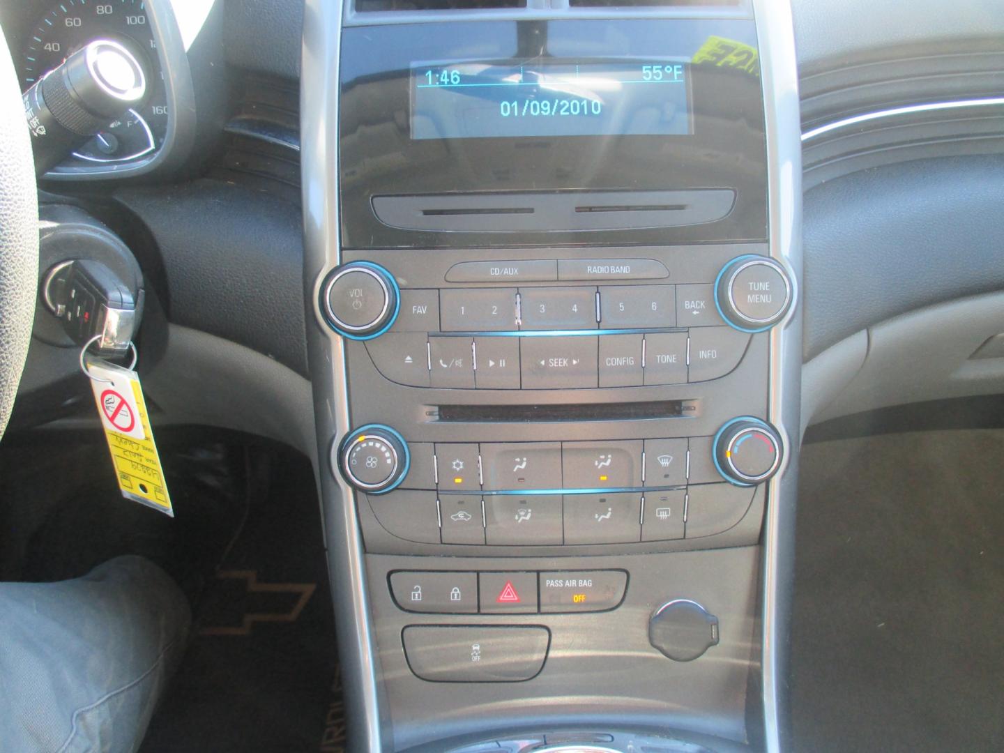 2013 WHITE Chevrolet Malibu LS (1G11B5SA4DF) with an 2.5L L4 DOHC 16V engine, 6-Speed Automatic transmission, located at 1254 Manheim Pike, Lancaster, PA, 17601, (717) 393-9133, 40.062870, -76.323273 - Photo#12